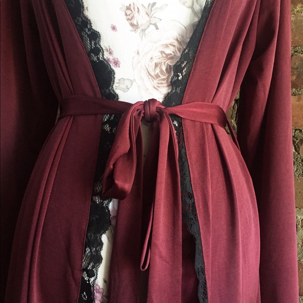 TOPSHOP Bordeaux house coat/robe